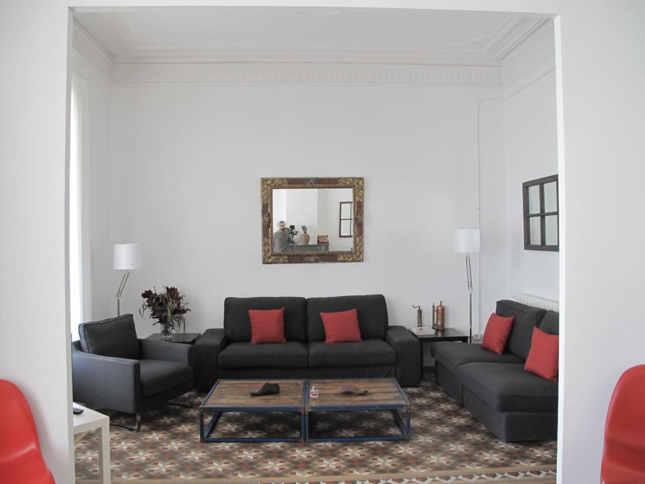 My Address In Barcelona — Foto’s 3